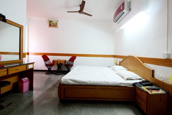 Hotel Mangala International